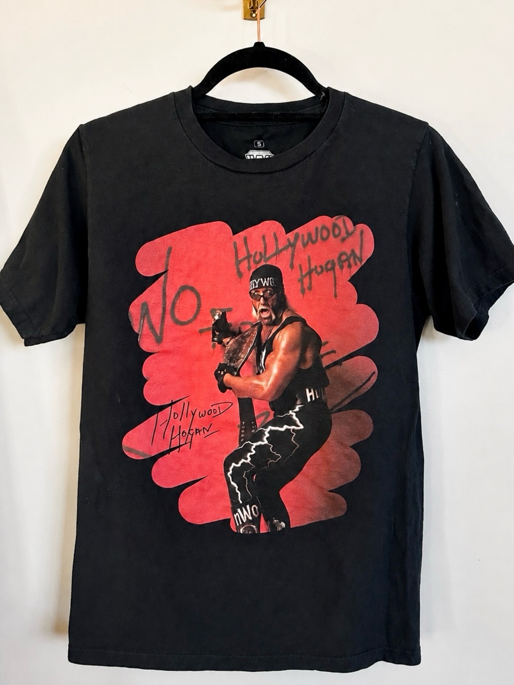 WWE Legends Hollywood Hulk Hogan nWo Black Graphic T-Shirt Men’s Small 2024
